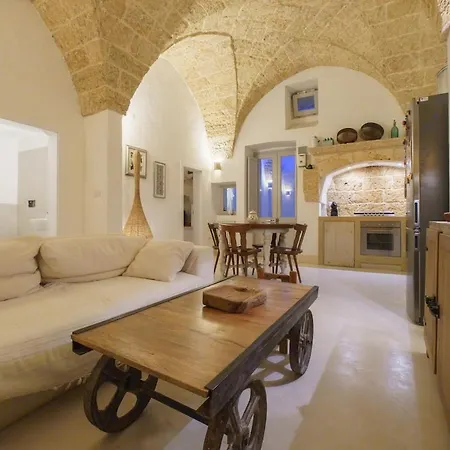 Dar Dalila Gagliano del Capo