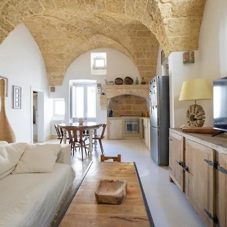 Dar Dalila Gagliano del Capo